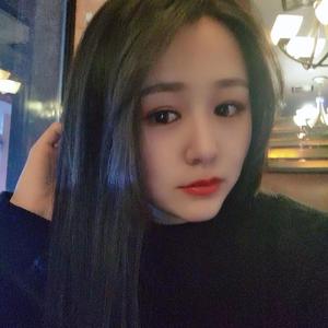 老男人爆插美女阴部狂舔
